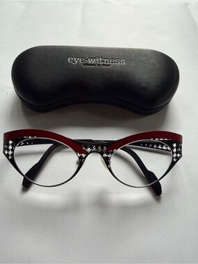 ** LIKE NEW** Theo Eyewitness Women’s Cat Eye Herringbone Titanium Glasses